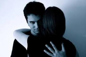 Aislar a la pareja como maltrato - Perfil psicológico de los manipuladores emocionales