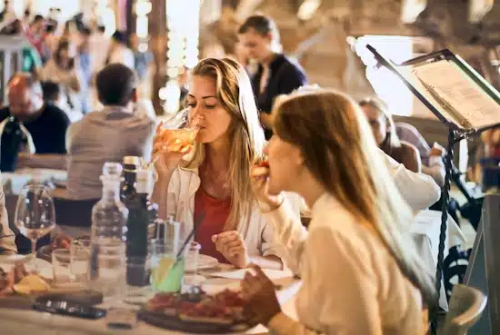 Relación entre comida y ansiedad para entender qué es la alimentación emocional - Test saber tu Relación con la Comida