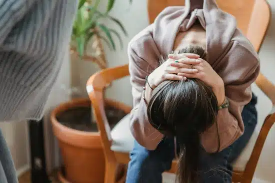 Límites seguros y consejos sobre cómo protegerse de un hijo maltratador